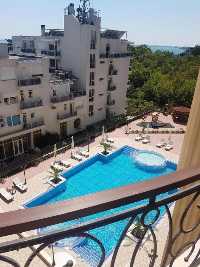 Lazur, Flora * Pomorie